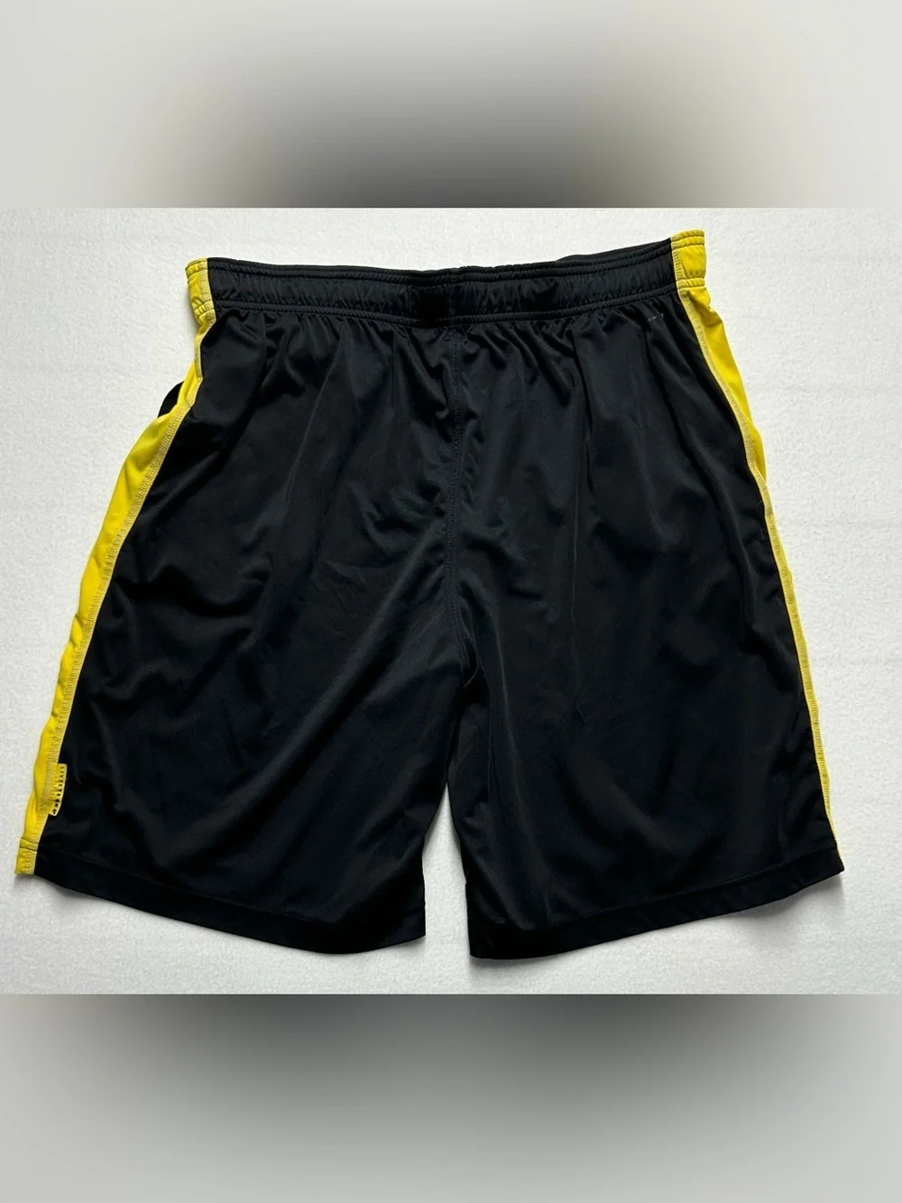 Nike Black Athletic Shorts - Armstrong Size LARGE 10” Inseam